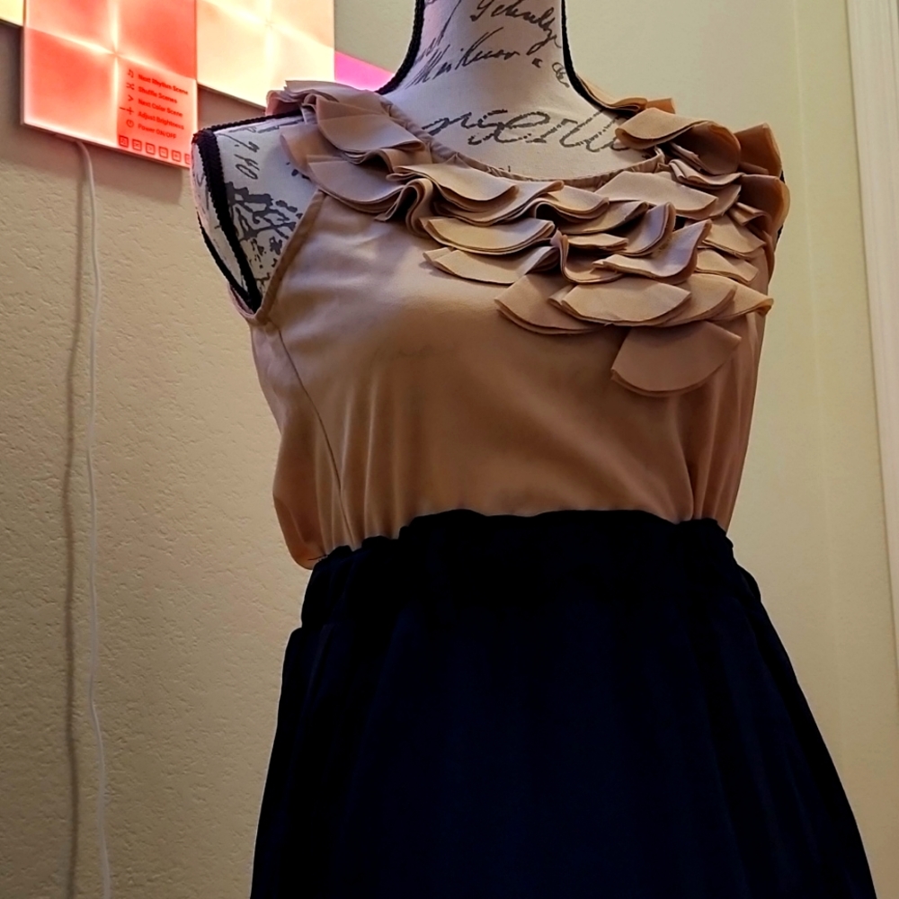 Brown dress